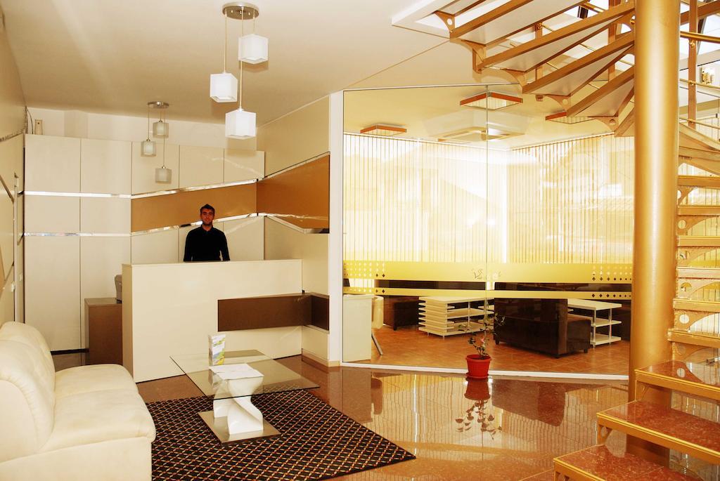 Семеен Хотел Виа Лакус Saparewa Banja Exterior foto