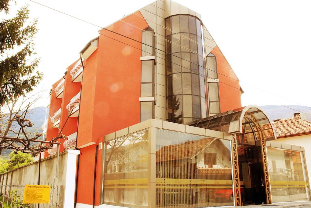 Семеен Хотел Виа Лакус Saparewa Banja Exterior foto